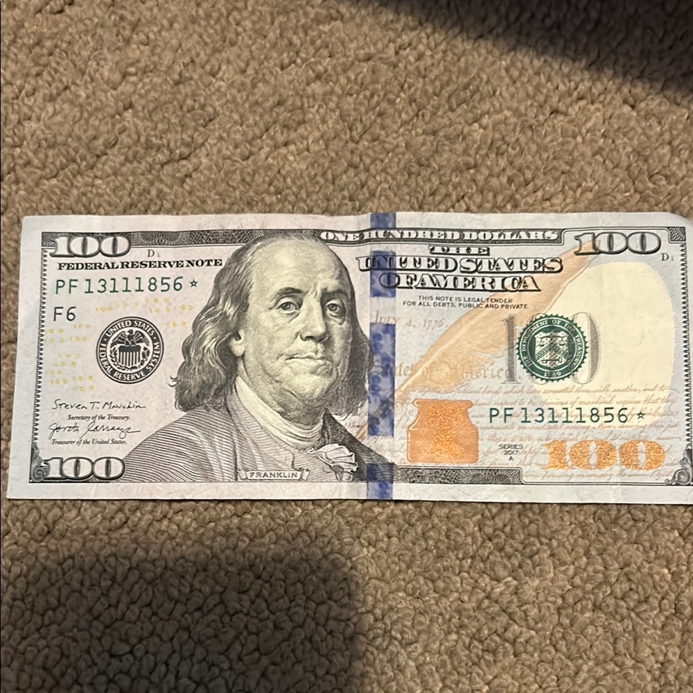 Series 2017 A $100 bill star note